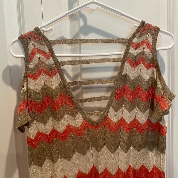 Bebe Metallic Cold Shoulder Top with Tie Waist Size Medium - Picture 7 of 9